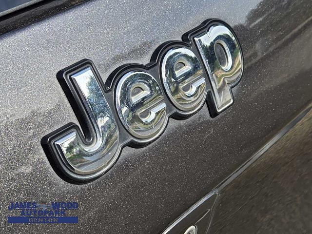 2016 Jeep Cherokee Vehicle Photo in DENTON, TX 76210-9321