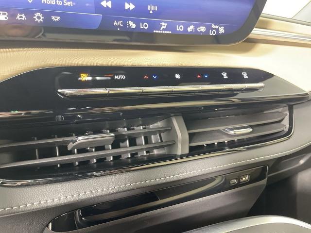 2025 Buick Enclave Vehicle Photo in GILBERT, AZ 85297-0402