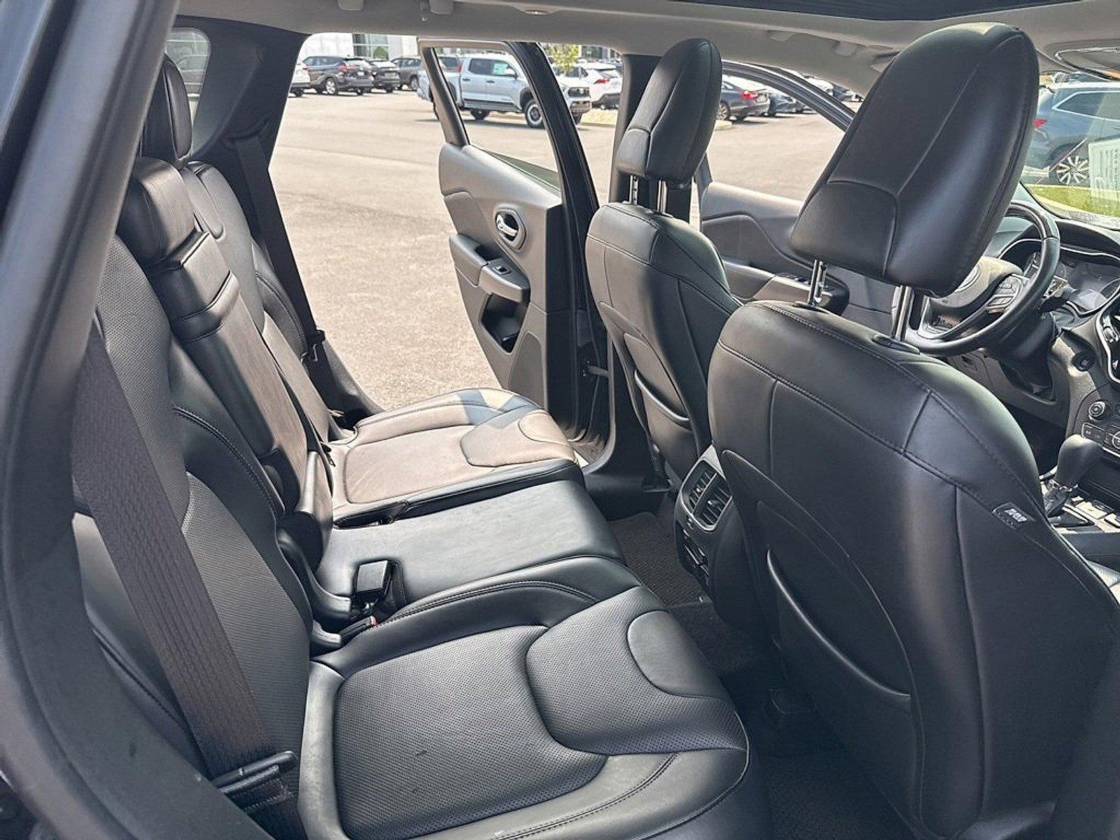 2019 Jeep Cherokee Vehicle Photo in Harrisburg, PA 17111
