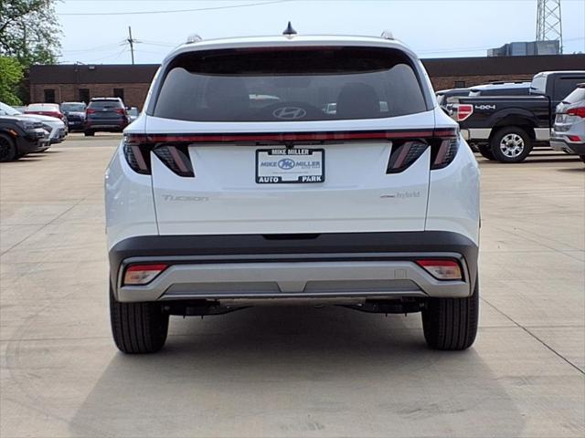 2025 Hyundai TUCSON Hybrid Vehicle Photo in Peoria, IL 61615