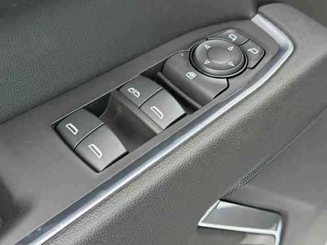 2025 Chevrolet Silverado 1500 Vehicle Photo in COLUMBIA, MO 65203-3903