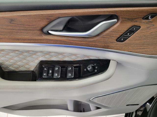 2021 Jeep Grand Cherokee L Vehicle Photo in Oshkosh, WI 54901