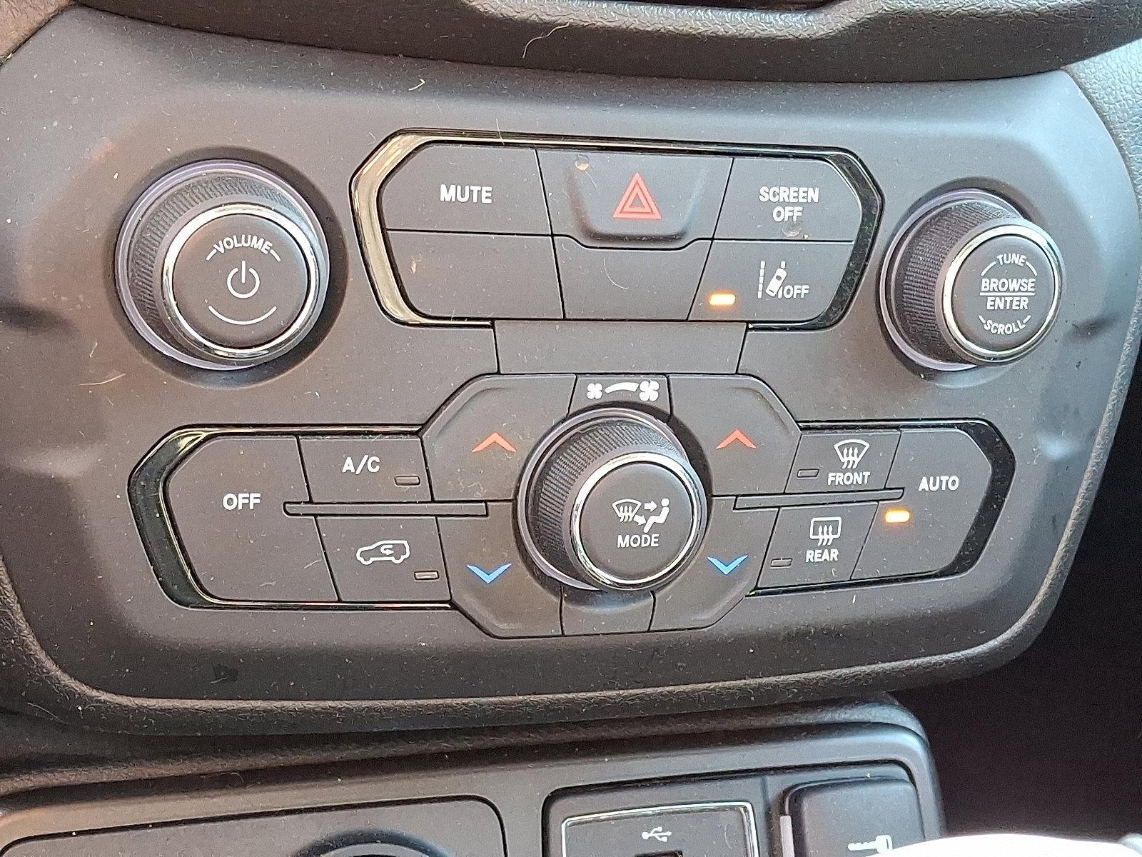 2021 Jeep Renegade Vehicle Photo in Easton, PA 18045