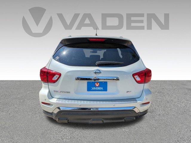 2018 Nissan Pathfinder Vehicle Photo in BRUNSWICK, GA 31525-1881