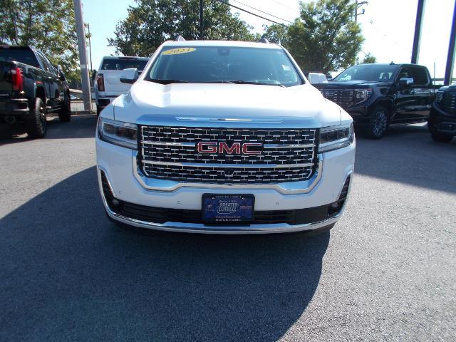 2023 GMC Acadia Vehicle Photo in LOWELL, MA 01852-4336
