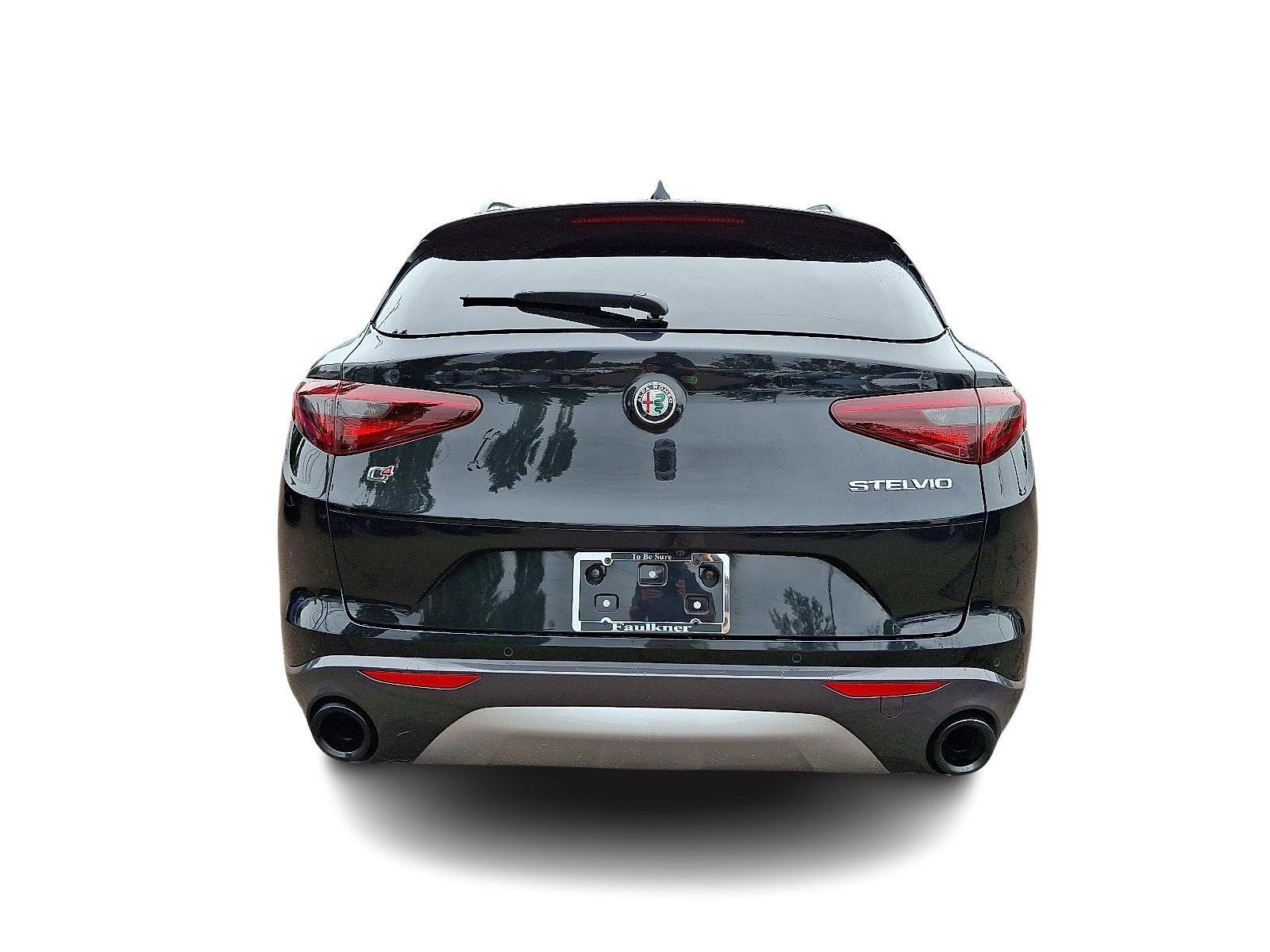 2022 Alfa Romeo Stelvio Vehicle Photo in Willow Grove, PA 19090