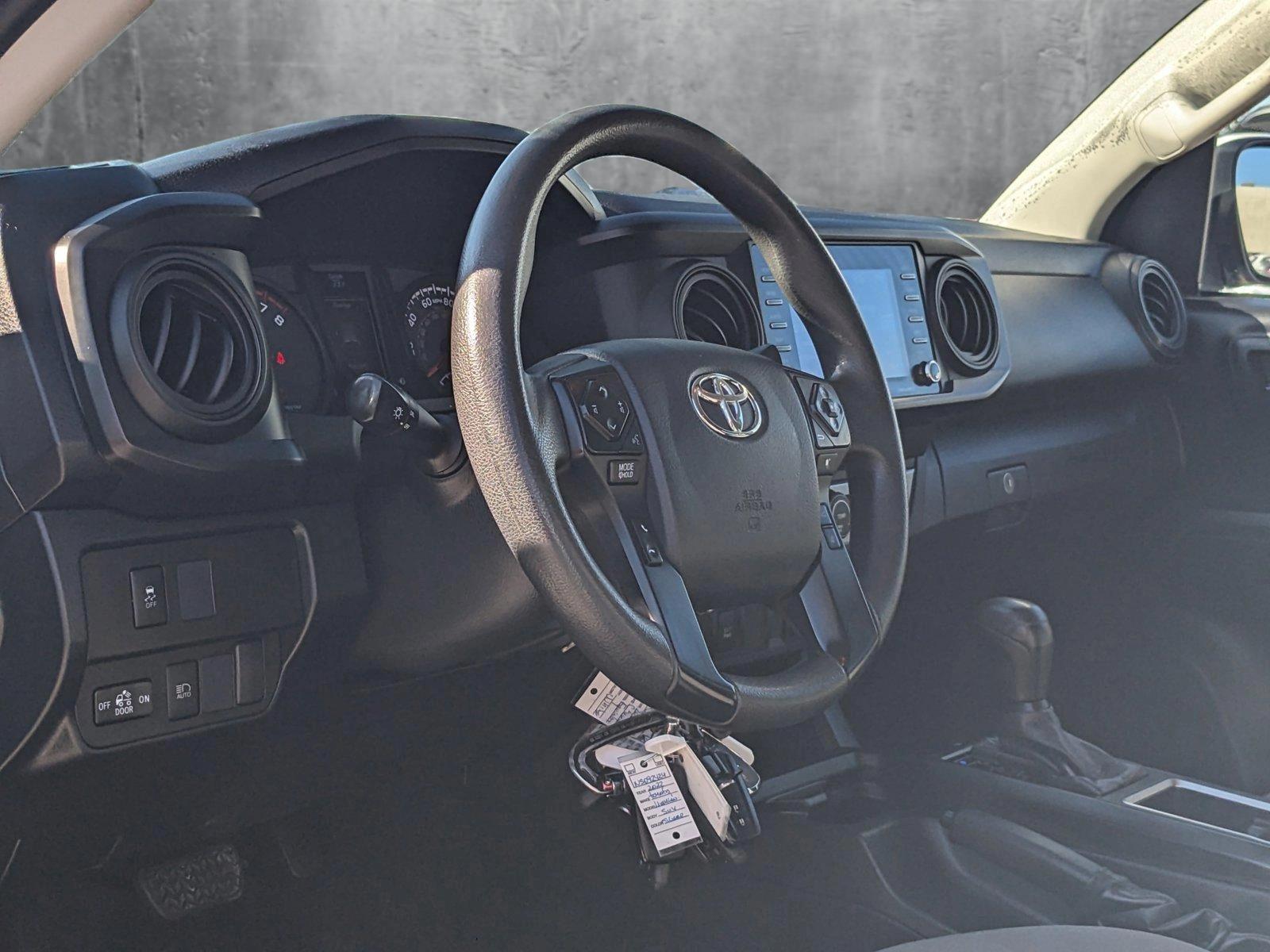 2020 Toyota Tacoma 2WD Vehicle Photo in MIAMI, FL 33172-3015