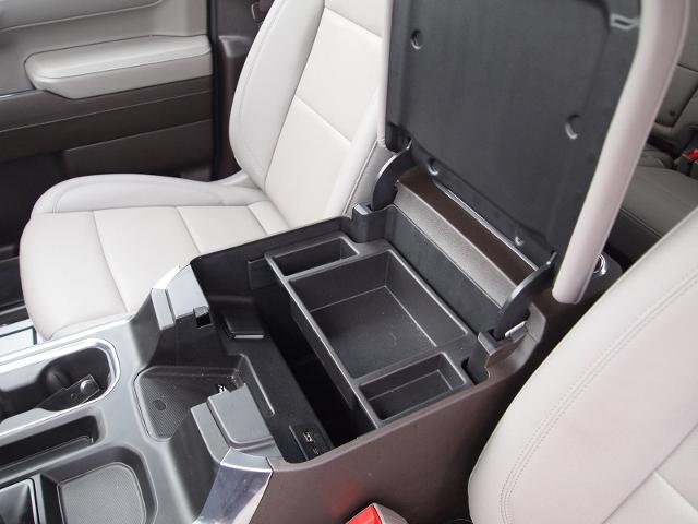 2024 Chevrolet Silverado 1500 Vehicle Photo in MADISON, IN 47250-1611
