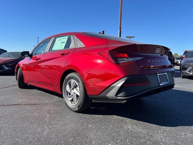 2025 Hyundai ELANTRA Vehicle Photo in Shiloh, IL 62269