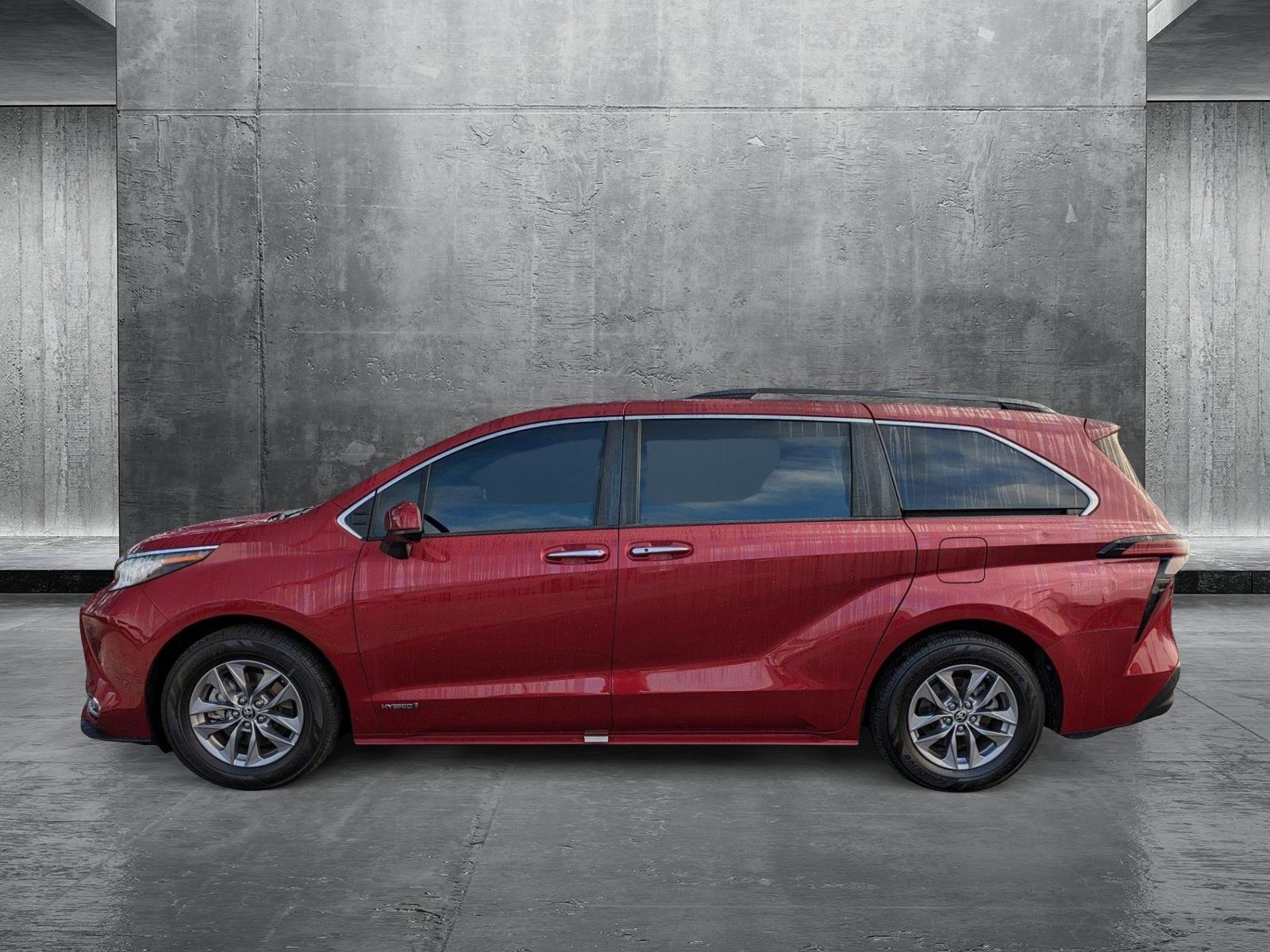 2021 Toyota Sienna Vehicle Photo in ORLANDO, FL 32812-3021