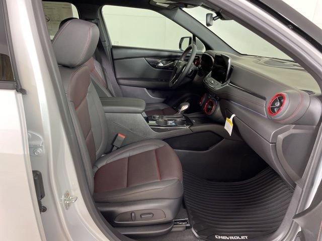 2025 Chevrolet Blazer Vehicle Photo in PHOENIX, AZ 85014-3381