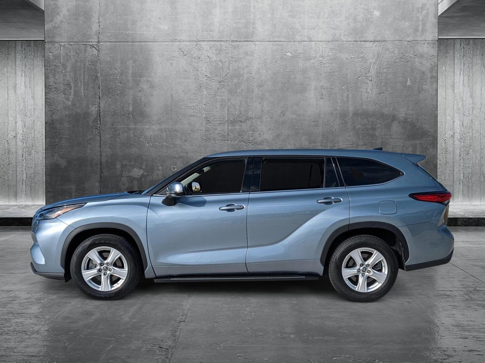 2022 Toyota Highlander Vehicle Photo in Davie, FL 33331