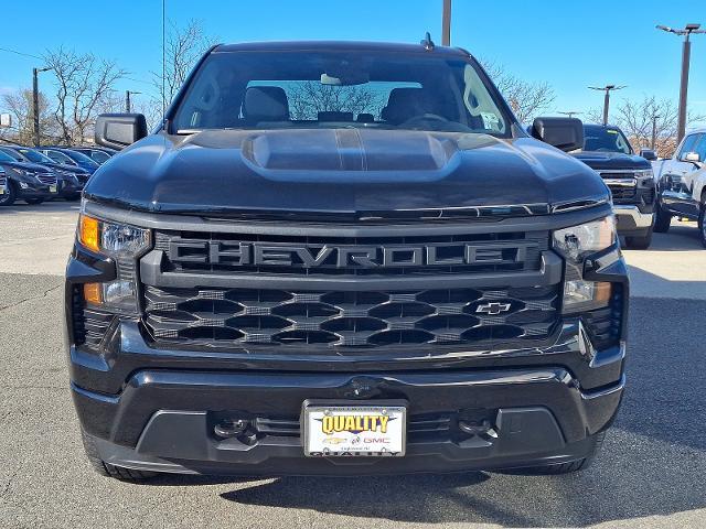 Used 2023 Chevrolet Silverado 1500 Custom with VIN 1GCPDBEK7PZ106184 for sale in Englewood, NJ