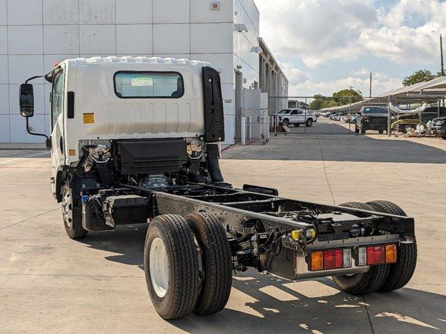 2024 Chevrolet 4500 HD LCF Diesel Vehicle Photo in SELMA, TX 78154-1460