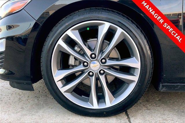 2022 Chevrolet Malibu Vehicle Photo in TOPEKA, KS 66609-0000