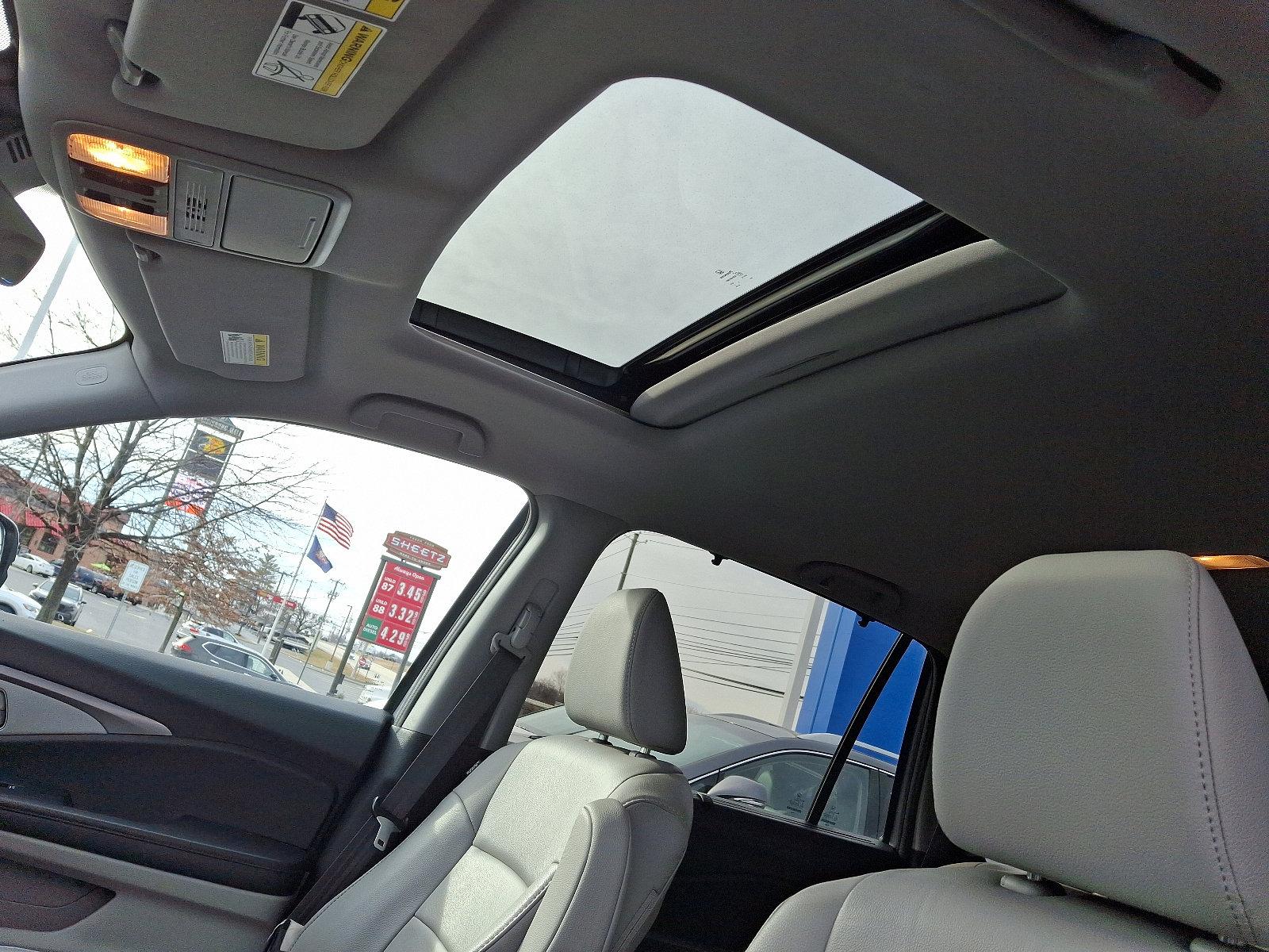 2022 Honda Pilot Vehicle Photo in Harrisburg, PA 17111