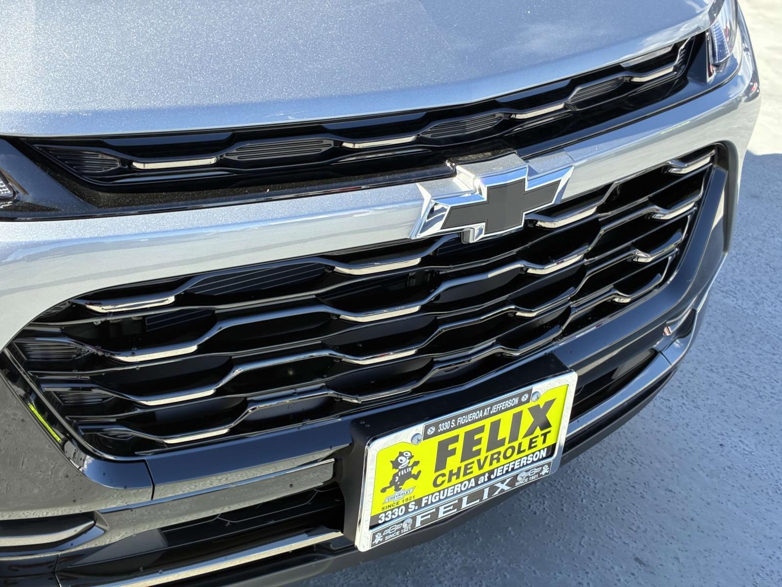 2025 Chevrolet Trax Vehicle Photo in LOS ANGELES, CA 90007-3794