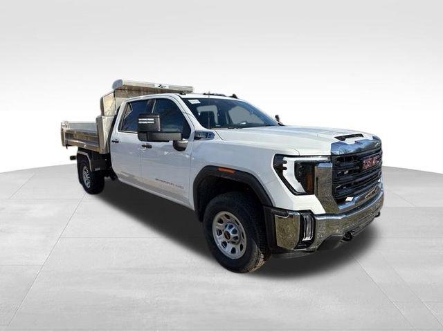 2024 GMC Sierra 3500 HD Vehicle Photo in MEDINA, OH 44256-9631