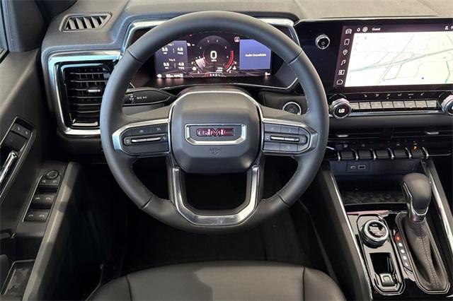 2025 GMC Canyon Vehicle Photo in ELK GROVE, CA 95757-8703