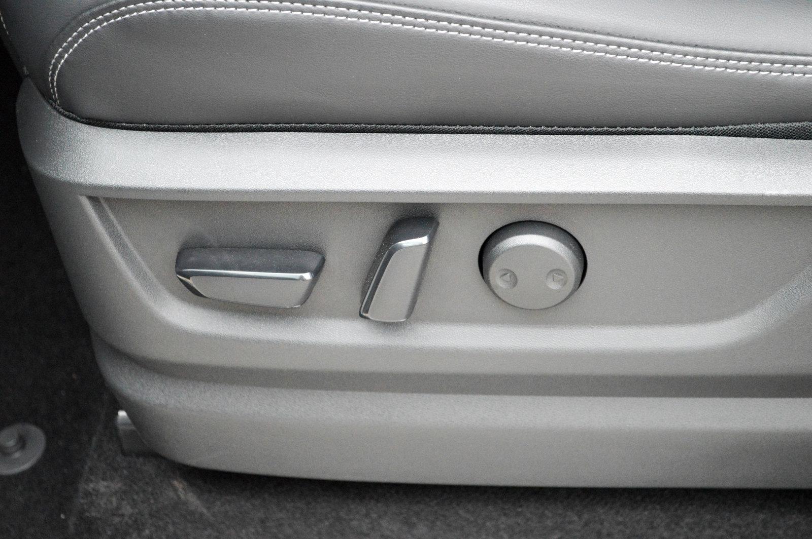 2025 INFINITI QX80 Vehicle Photo in Houston, TX 77090