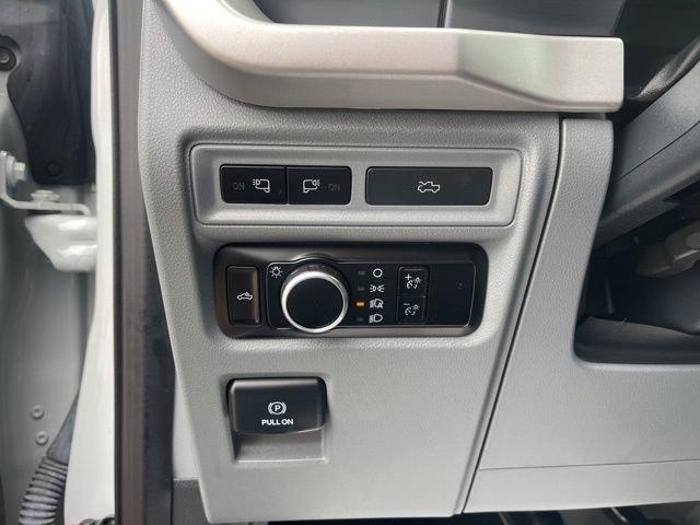 2023 Ford F-150 Lightning Vehicle Photo in MEDINA, OH 44256-9631