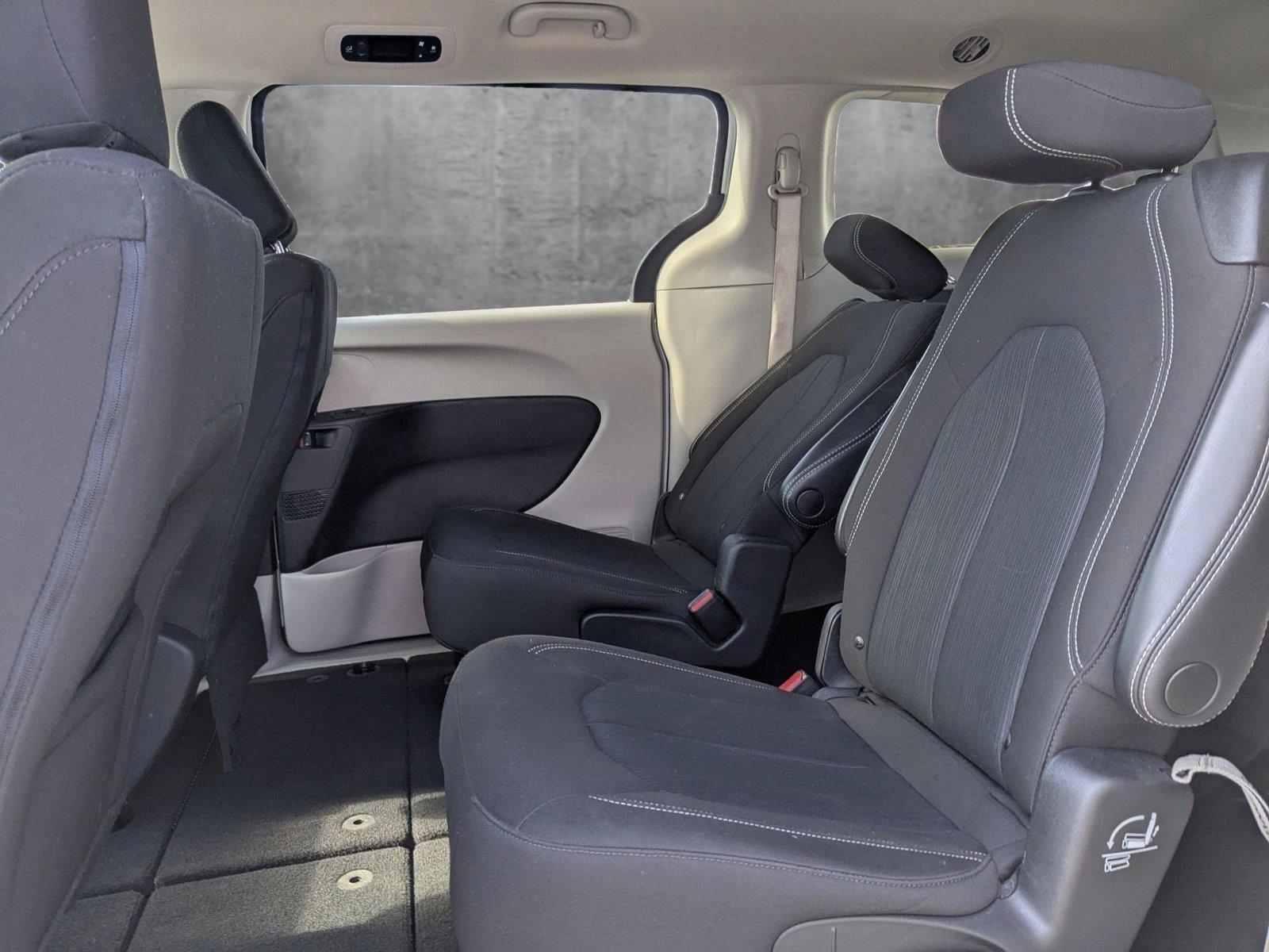 2022 Chrysler Voyager Vehicle Photo in Spokane Valley, WA 99212