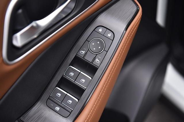 2025 Nissan Rogue Vehicle Photo in Ballwin, MO 63011