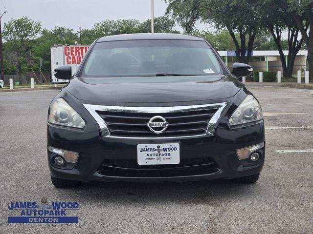 Used 2013 Nissan Altima Sedan SL with VIN 1N4AL3AP8DN475970 for sale in Denton, TX
