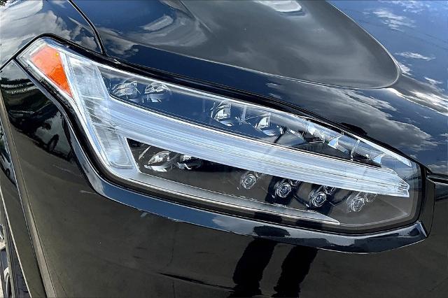 2022 Volvo XC90 Vehicle Photo in Houston, TX 77007