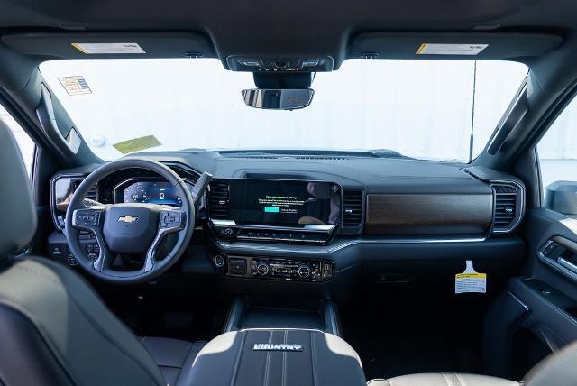 2025 Chevrolet Silverado 2500 HD Vehicle Photo in PLYMOUTH, MA 02360-4801