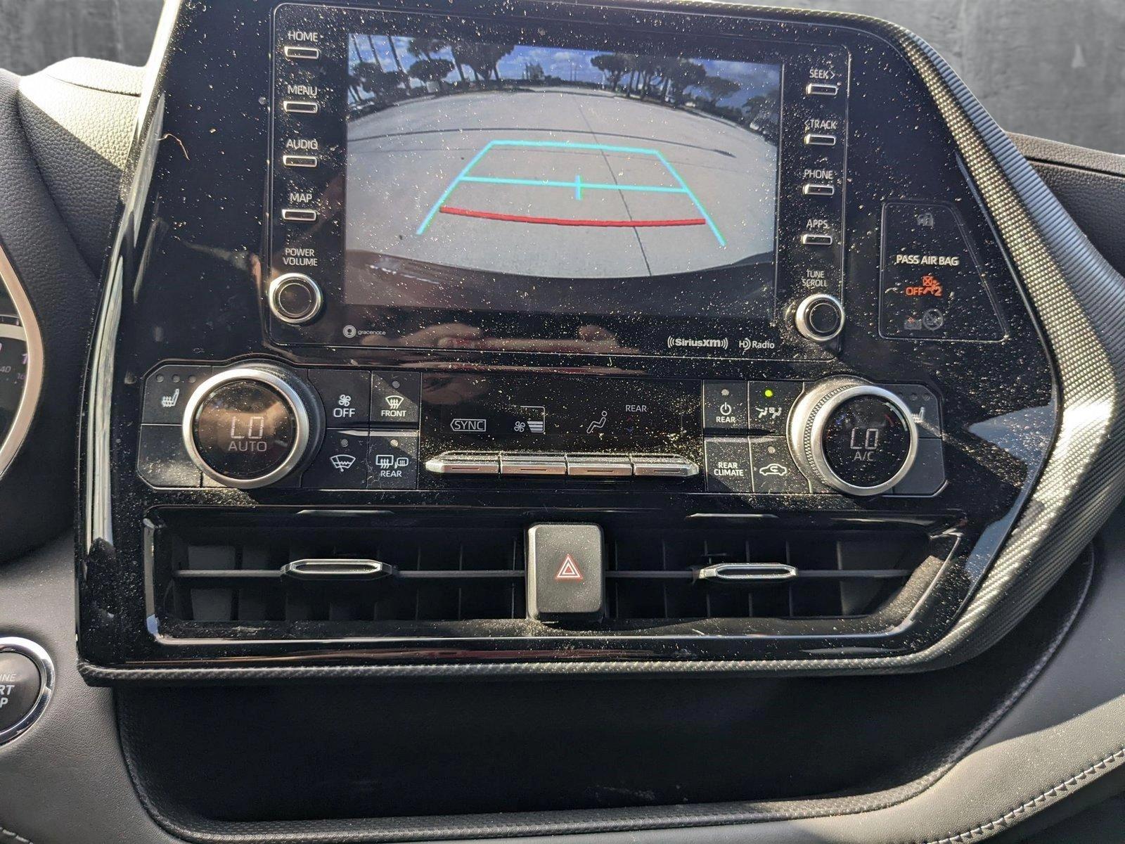 2022 Toyota Highlander Vehicle Photo in Davie, FL 33331