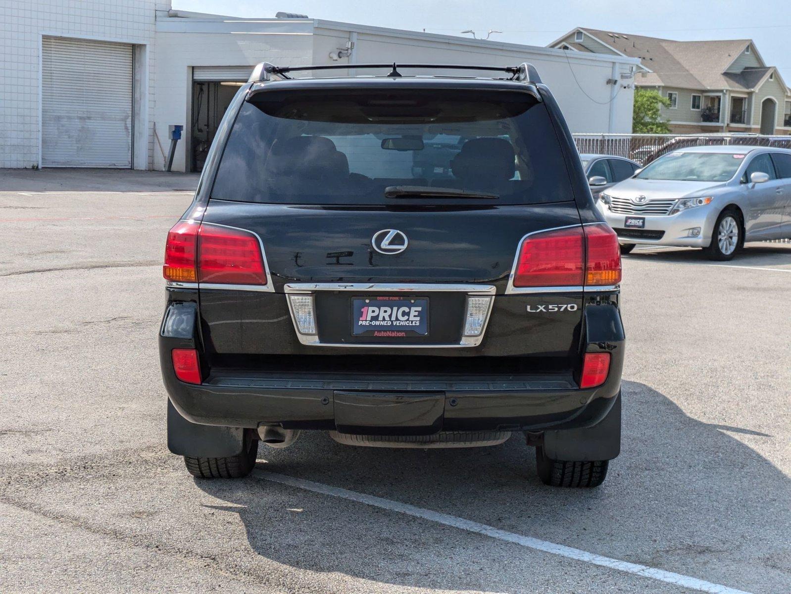 2011 Lexus LX 570 Vehicle Photo in Corpus Christi, TX 78415