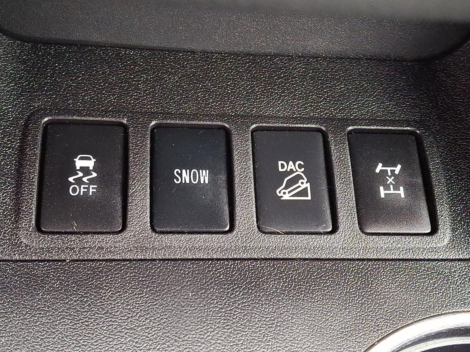 2015 Toyota Highlander Vehicle Photo in BETHLEHEM, PA 18017-9401