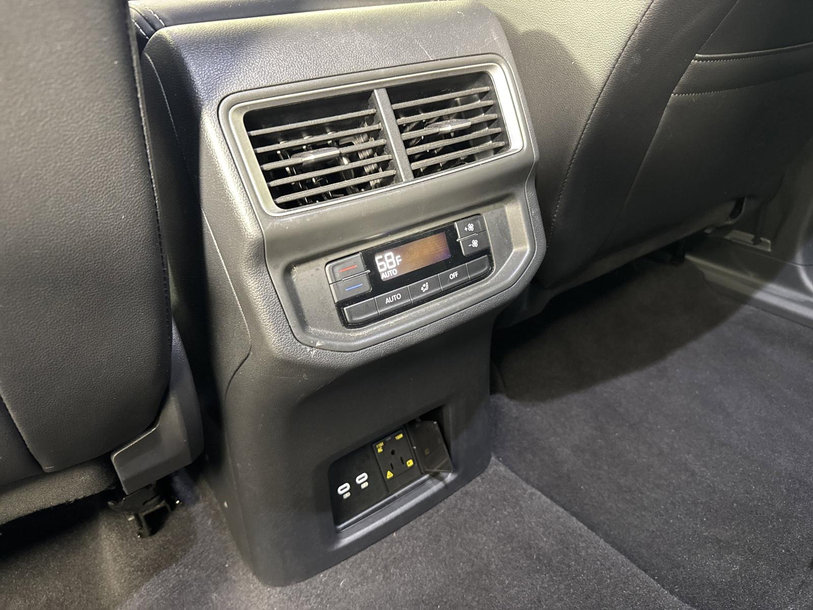 2024 Volkswagen Atlas Vehicle Photo in Georgetown, TX 78626