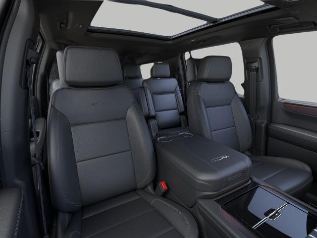 2025 GMC Yukon XL Vehicle Photo in GREEN BAY, WI 54303-3330