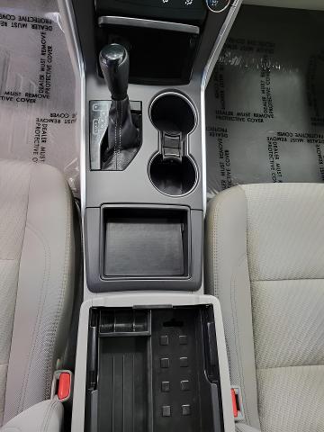 2015 Toyota Camry Vehicle Photo in NEENAH, WI 54956-2243