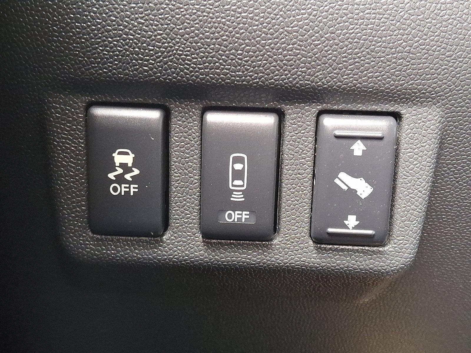 2014 Nissan Titan Vehicle Photo in BETHLEHEM, PA 18017-9401