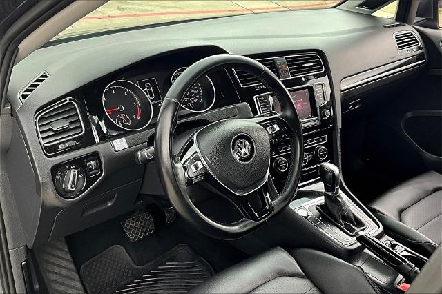 2015 Volkswagen Golf SportWagen Vehicle Photo in Houston, TX 77007