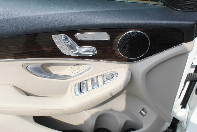 2022 Mercedes-Benz GLC Vehicle Photo in HOUSTON, TX 77090