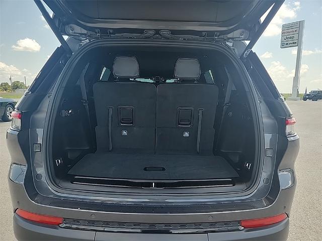 2024 Jeep Grand Cherokee L Vehicle Photo in EASTLAND, TX 76448-3020