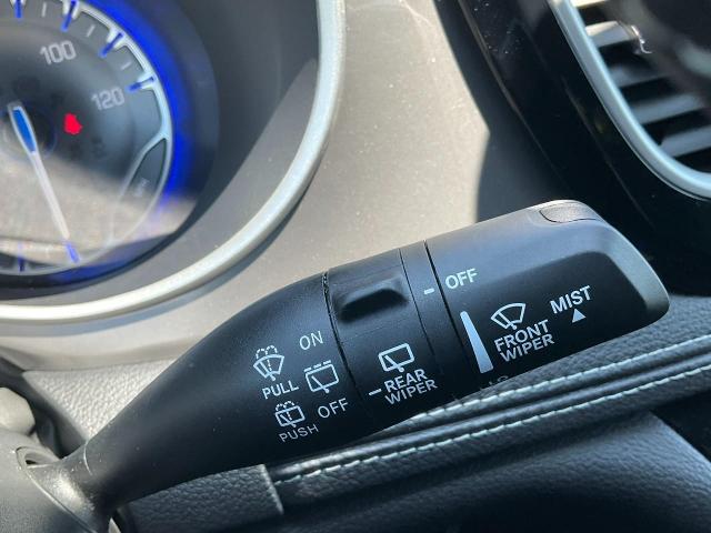 2025 Chrysler Pacifica Vehicle Photo in Kaukauna, WI 54130