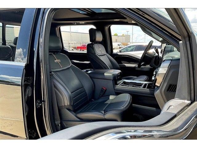 2024 Ford Super Duty F-250 SRW Vehicle Photo in Grapevine, TX 76051