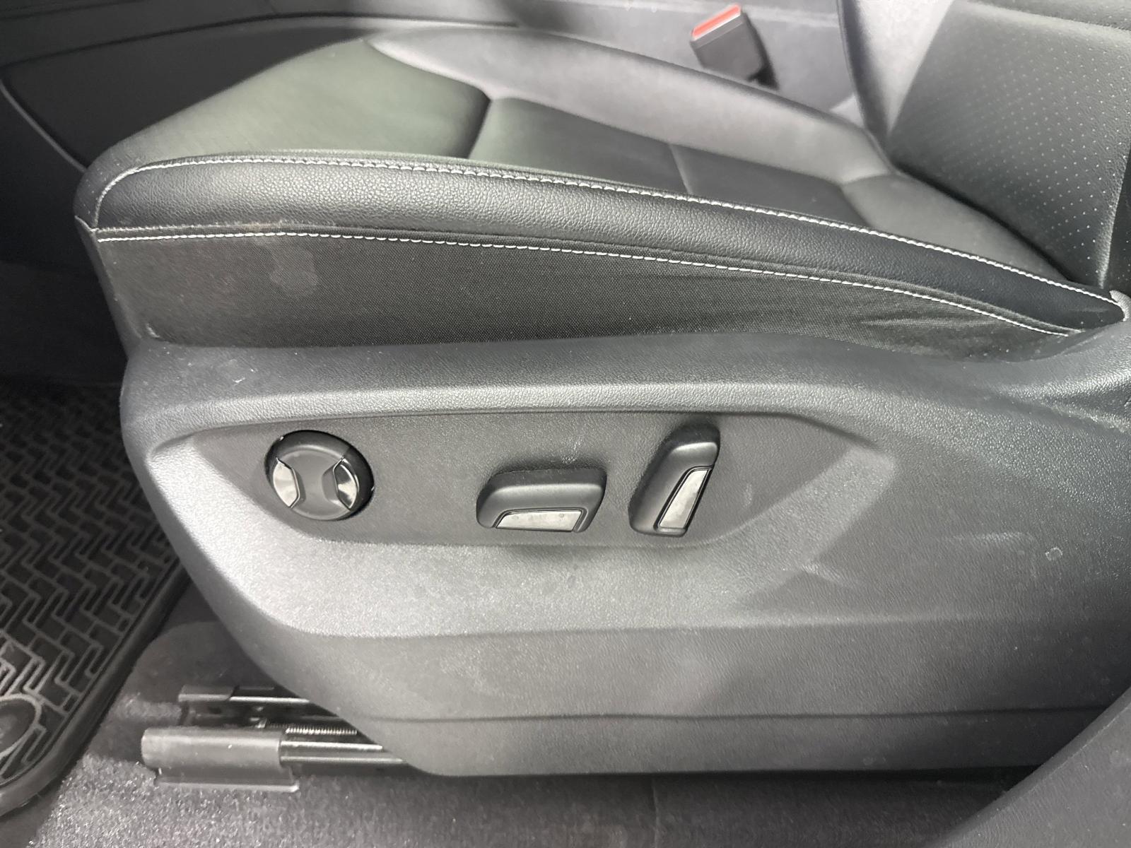 2022 Volkswagen Atlas Vehicle Photo in Georgetown, TX 78626