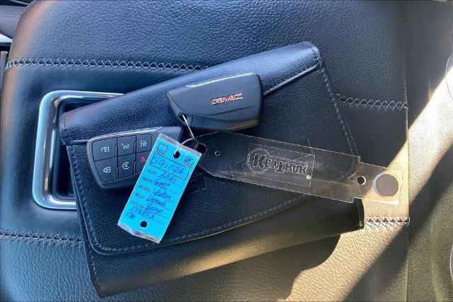 2021 GMC Yukon Vehicle Photo in Kansas City, MO 64114
