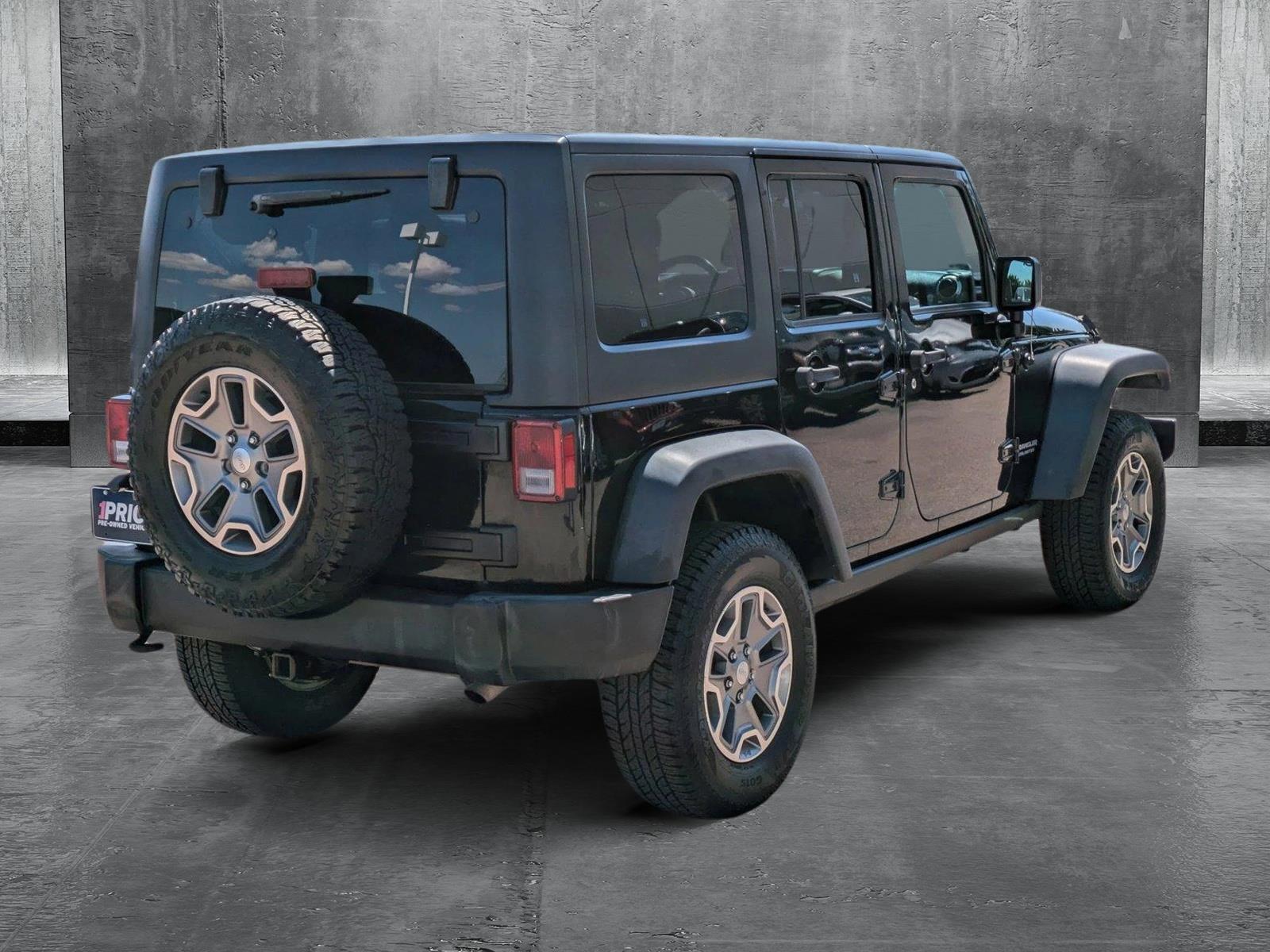 2017 Jeep Wrangler Unlimited Vehicle Photo in Bradenton, FL 34207