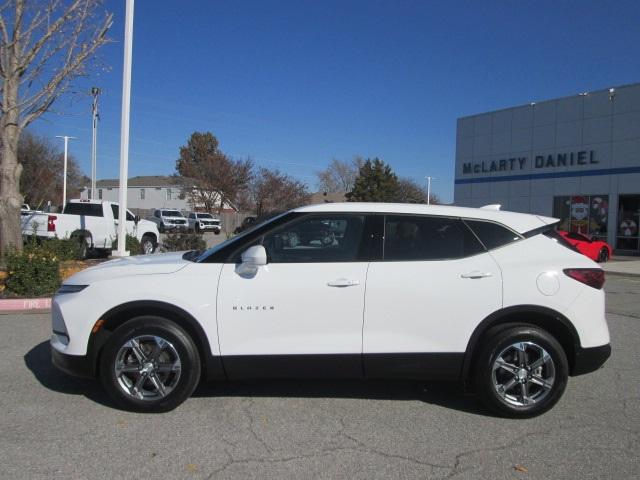 Used 2023 Chevrolet Blazer 2LT with VIN 3GNKBHR47PS210967 for sale in Springdale, AR