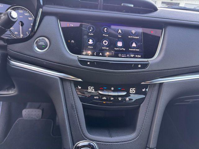 2024 Cadillac XT5 Vehicle Photo in DELRAY BEACH, FL 33483-3294