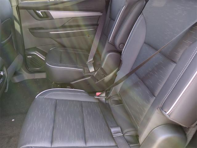 2025 Buick Enclave Vehicle Photo in GOODYEAR, AZ 85338-1310