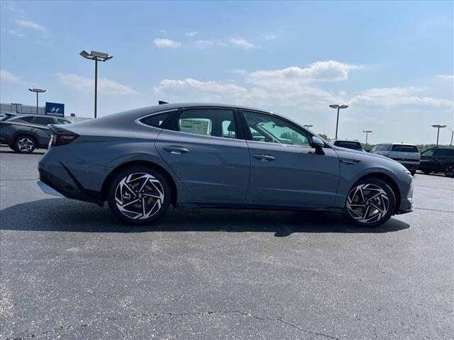 2024 Hyundai SONATA Vehicle Photo in Shiloh, IL 62269