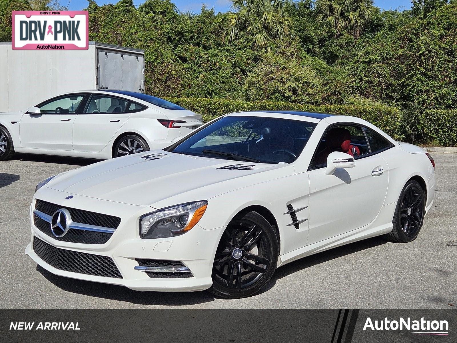 2015 Mercedes-Benz SL-Class Vehicle Photo in Delray Beach, FL 33444